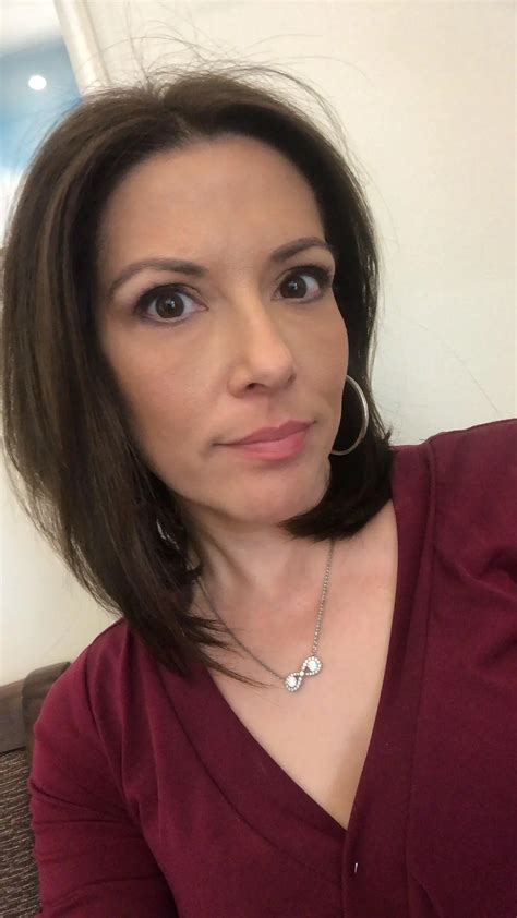 Good blowjob mouth on mom? | Scrolller