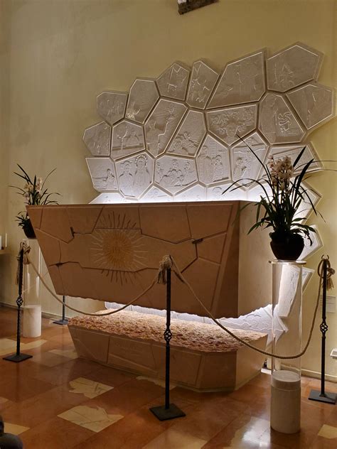 Blessed Carlo Acutis (1991-2006) - Find a Grave Memorial