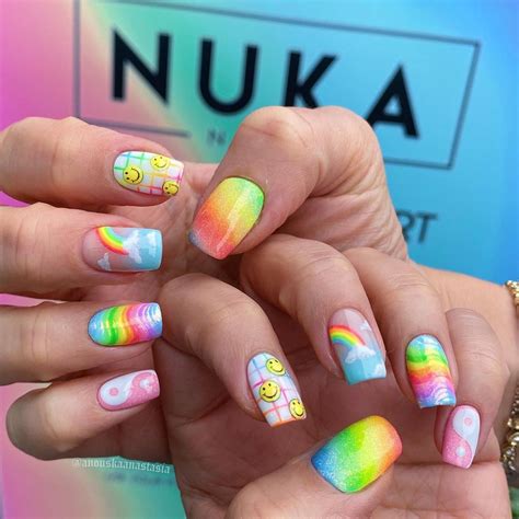 21 Cute Rainbow Nail Designs to Wear This Summer | Glamour