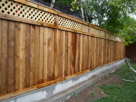 Wood Fence Designs For Perfect House - Interior Design Inspirations