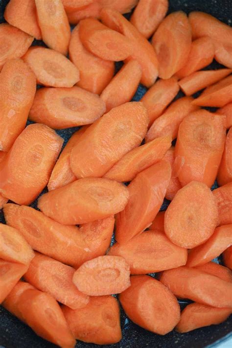 Pan Fried Carrots Recipe - Recipe Vibes