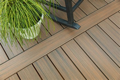 Faux Wood Deck WPC Interlocking Wood Deck Plastic Composite Outdoor