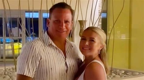 Inside gun-loving Karoline Leavitt's 32-year age-gap marriage after ...