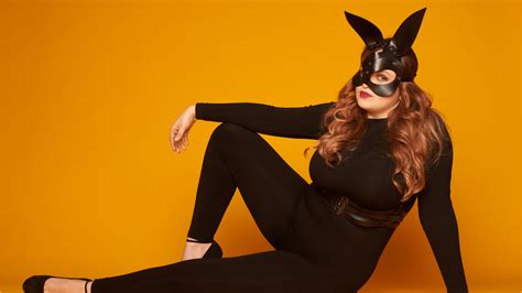 How to Have Kinky Sex: 40 Kinky Date Night Ideas - Beducated Magazine