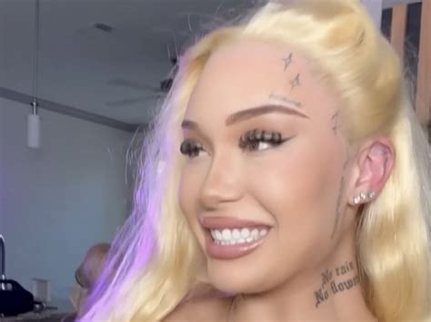 Dezi Stormz: Your low-key and high-key fave rap crush showing her blonde hair transformation is ...