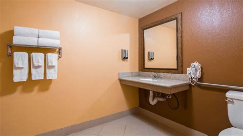 Best Western Desert Winds in Mojave, CA (Hotels & Motels) - 661-824 ...