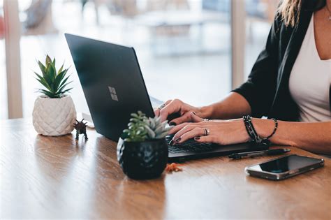 Salaried Employees: Exempt Vs. Non-Exempt – What Employers Need to Know