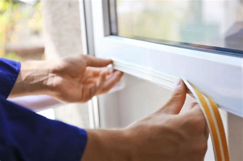 How to Appropriately Seal your Window | United Glass Service