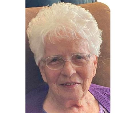 Joan McCraney Obituary (1932 - 2025) - Waterloo, IA - Waterloo-Cedar ...