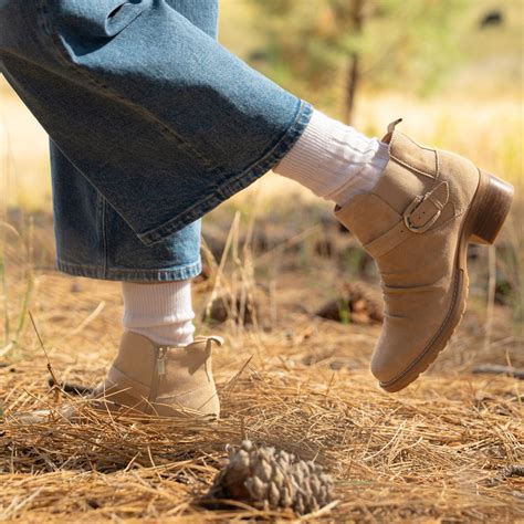 Earth Origins Collection - Women's Shoes & Sandals | earth® shoes