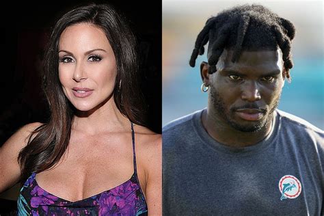 Adult star Kendra Lust offers to help Tyreek Hill after Dolphins WR's X-rated aspirations