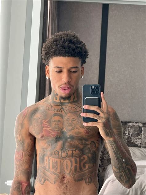 Pin by Aymon on NLE CHOPPA | Light skin men, Cute rappers, Attractive guys