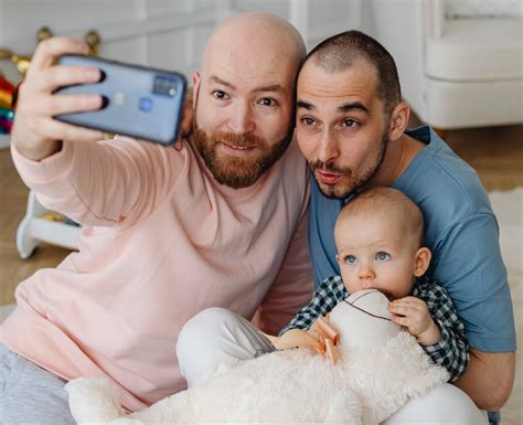 Egg Donor IVF for Gay Men — SIMPLIFY