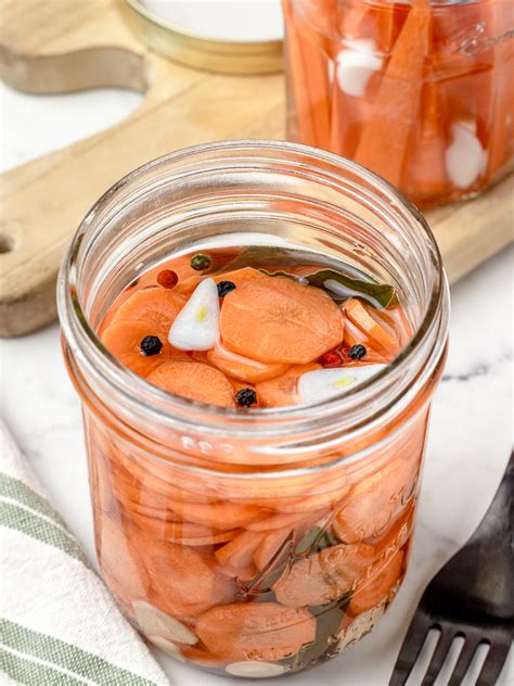 Quick Pickled Carrots - Entirely Elizabeth