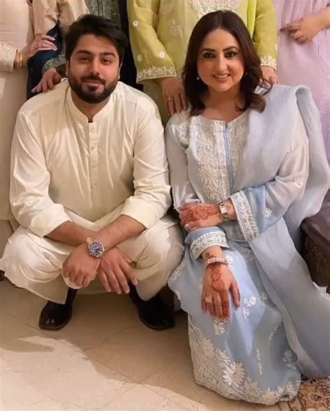Zaviyar Nauman Ijaz New Pictures With Family & Friends | Reviewit.pk
