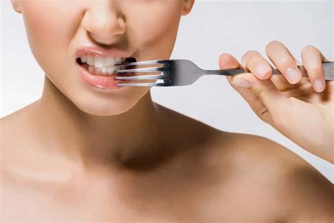 Metallic Taste in Mouth: What Does It Mean? - CG Dentist Orlando