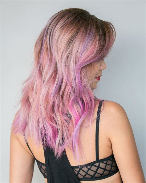 50 Eye-Catching Ideas of Rose Gold Hair for 2022 - Dailey Deressamble