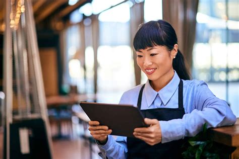 Service Fees vs. Tips: What to Know as a Restaurant Operator