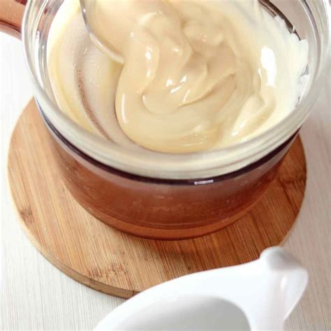 How to Melt White Chocolate Chips Dipping, Drizzling