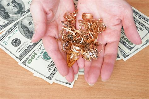 How Does Pawning Work? A Beginner's Guide to Quick Cash - Capital Pawn