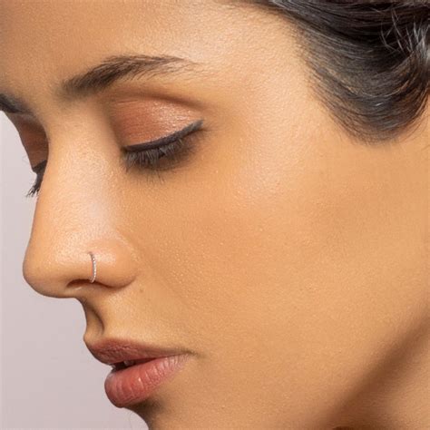 Best Nose Pin Design Based On Face Shape | atelier-yuwa.ciao.jp