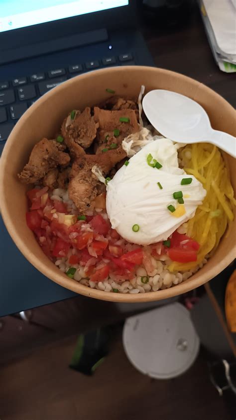 Calories in this bowl? (chicken tapa, rice, pickled papaya, tomato, poached egg) : r/caloriecount