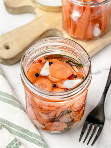 Quick Pickled Carrots - Entirely Elizabeth