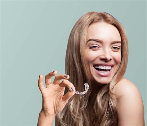 Unveiling the Magic: Invisible Braces for Adults - A Comprehensive Guide - NewSmile™ USA
