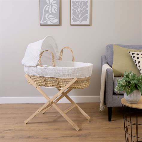 Waffle Palm Moses Basket | Moses Baskets | Co-sleepers | Nursery ...