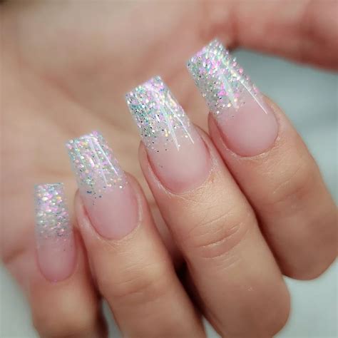 27 Latest Glitter Ombré Nail Designs To Try In 2024!
