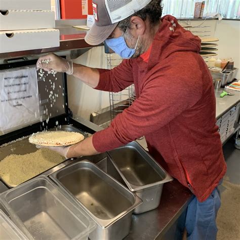 About Us - Pizza Shuttle