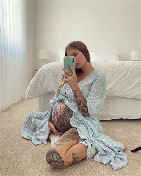 Woman with two vaginas fell pregnant in the most unique of circumstances