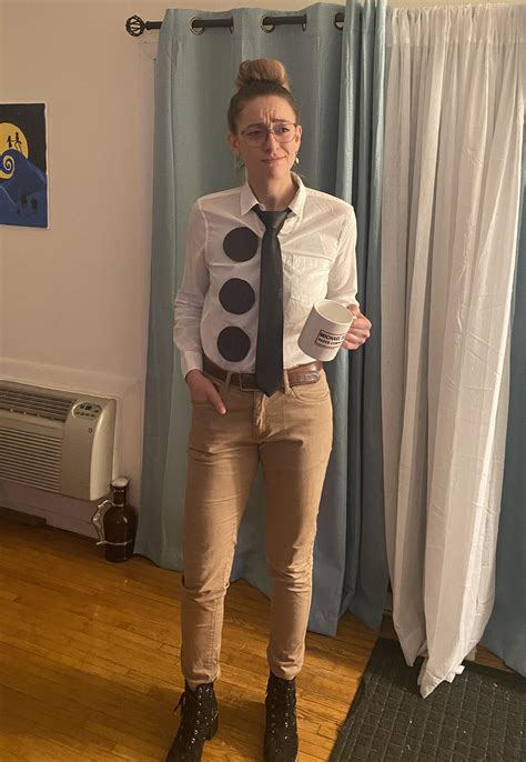 Last Minute Three Hole Punch Version of Jim : r/DunderMifflin