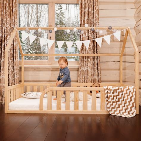 Toddler House Floor Bed - Roomix