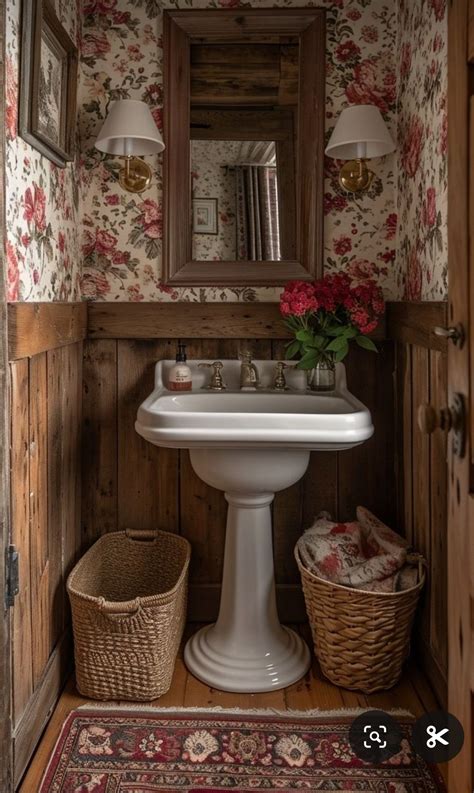 Cottage Bathroom Decor Ideas
