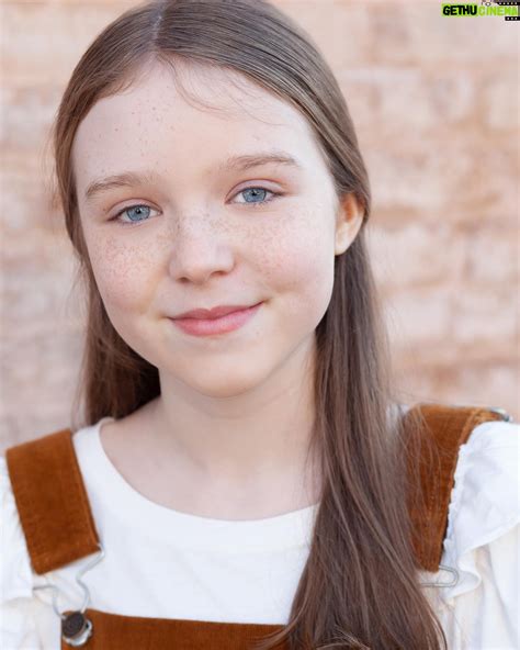 Actress Summer Fontana HD Instagram Photos and Wallpapers July 2024 ...