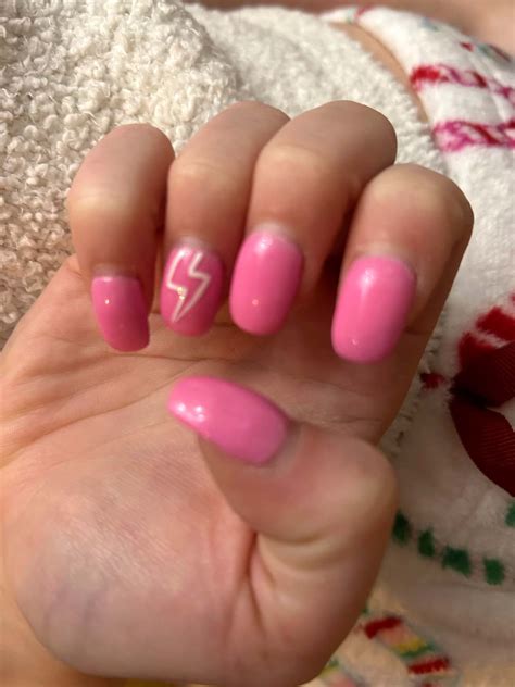 Hot Pink Lightning Bolt Nails Design – Vibrant Guide