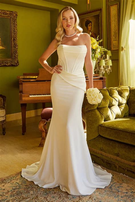 GL3584 Strapless Boat-Neckline Wedding Dress with Train | GLS