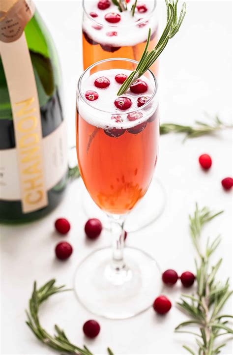 Cranberry Champagne Cocktail - Recipe Runner
