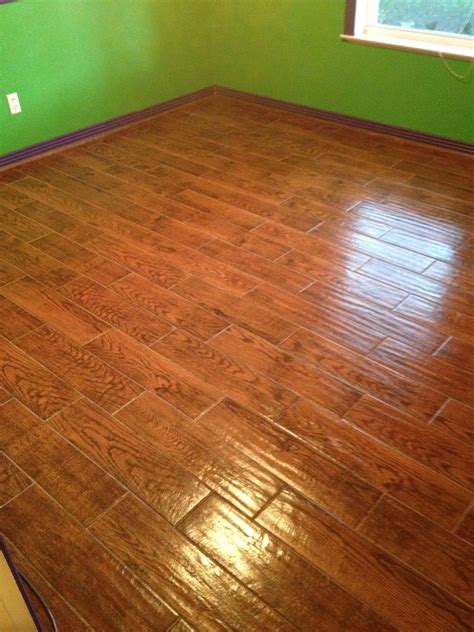 Tile That Looks Like Hardwood Flooring - Flooring Designs