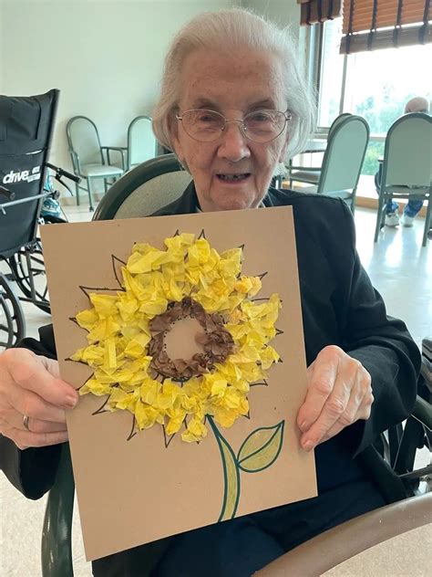 Pin by agnieszka murek on zajecia | Elderly activities crafts, Elderly ...