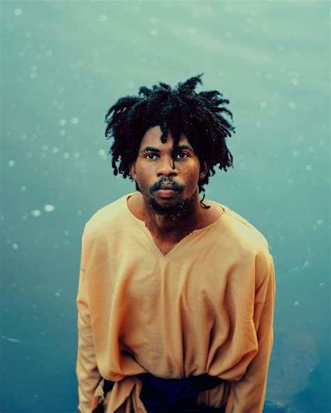 Black Midgets Photos, Download The BEST Free Black Midgets Stock Photos ...