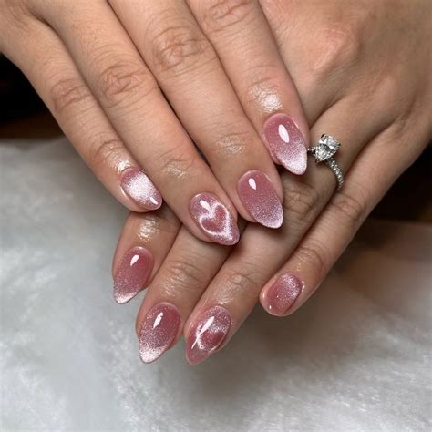 35 Cat Eye Nails That Shine Like Magic – Stunning Designs You Need to ...