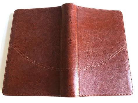 The Holy Bible in Persian - New Millennium Version / کتاب مقدس - ترجمه ...