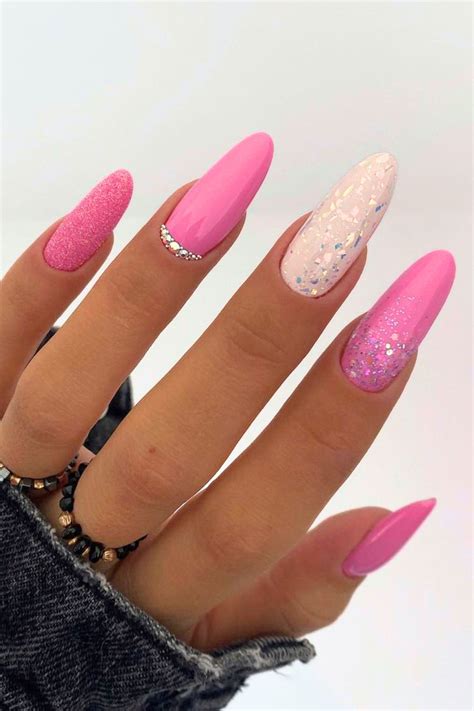 43 Pink and White Nails to Inspire Your Next Manicure | Pink white ...
