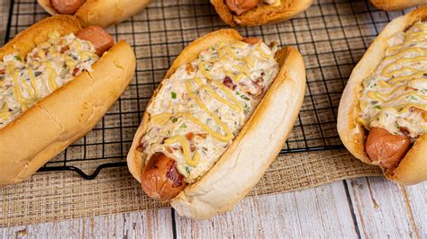 What Is a Polish Hot Dog? - Recipes.net