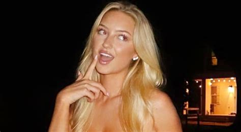VIDEO: Breathtaking Ring Girl Sydney Thomas Drops Spicy Hotel Bedroom Video Before Mike Tyson ...