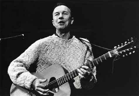 8 Essential Pete Seeger Songs
