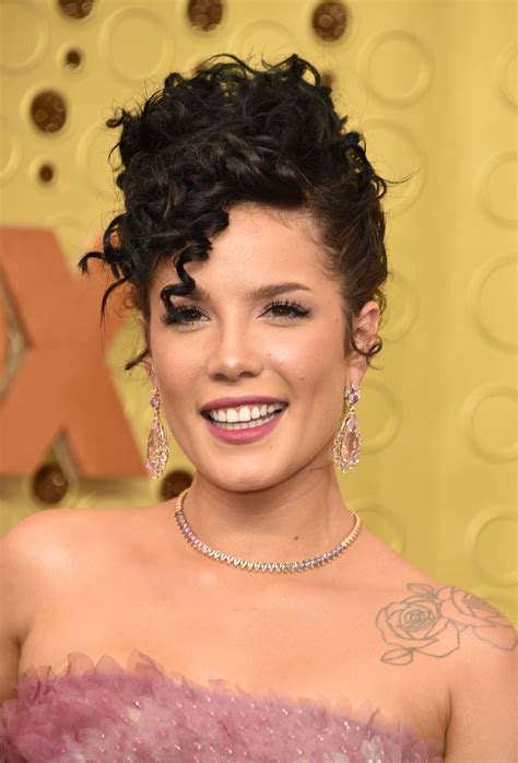 Halsey's Hair Evolution Photos: Style Evolution Pics
