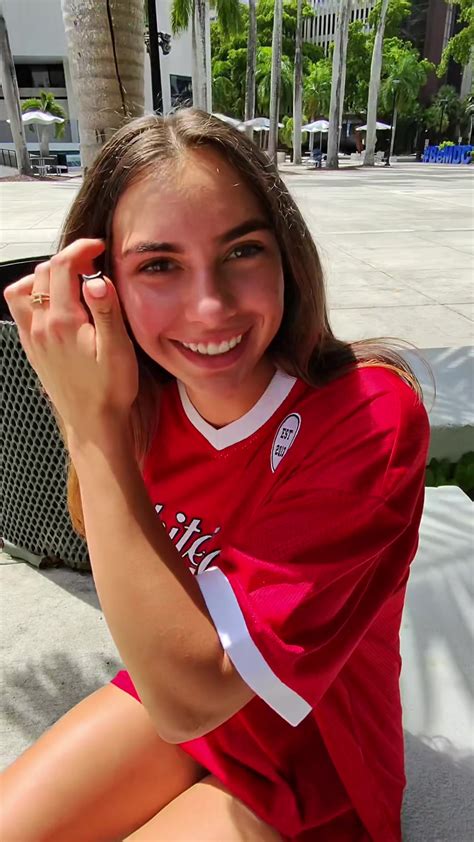 G baby (@brattygbaby) - Urlebird